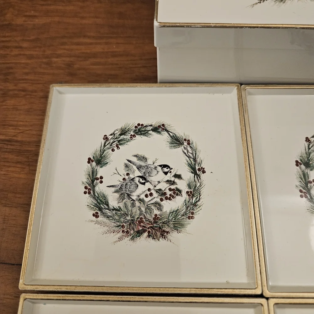 Otagiri Lacquerware Coaster Set Of 4 Square Box Bird Sitting on Wreath Christmas
